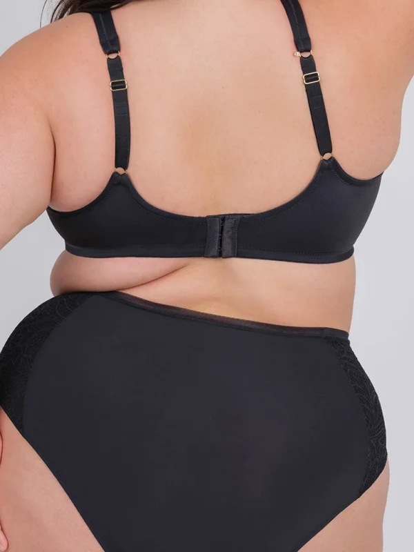Venus Underwear Shop 36 Venus Underwear Shop -Venus Underwear Shop 3 on model back minimizer jet black